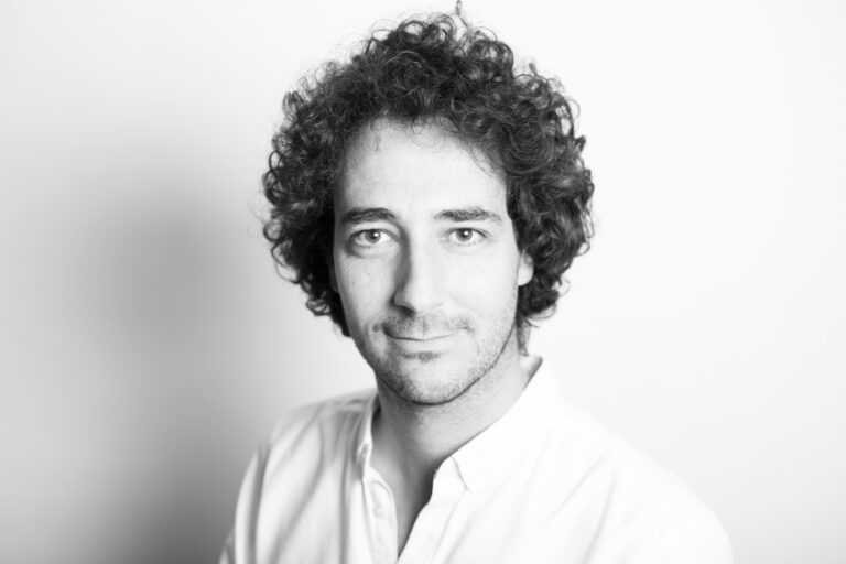 Fotoportrait von einem jungen Mann